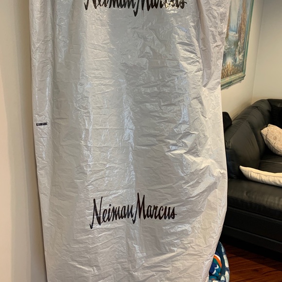 Neiman Marcus. Theia Couture - Picture 8 of 8